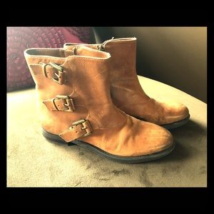 Enzo Angiolini ankle boots SZ 7 1/2